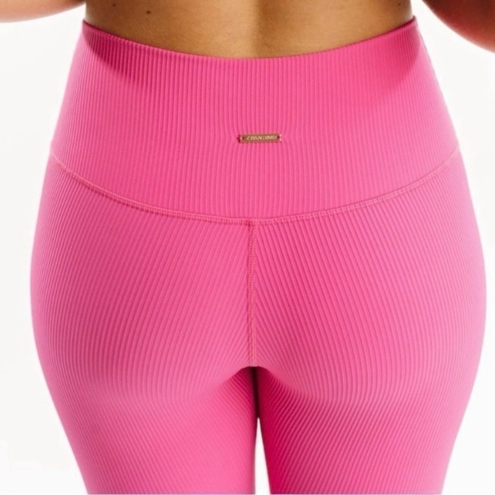 NWT Zyia Réve Hi-Rise Capri, pink, size 8-10
